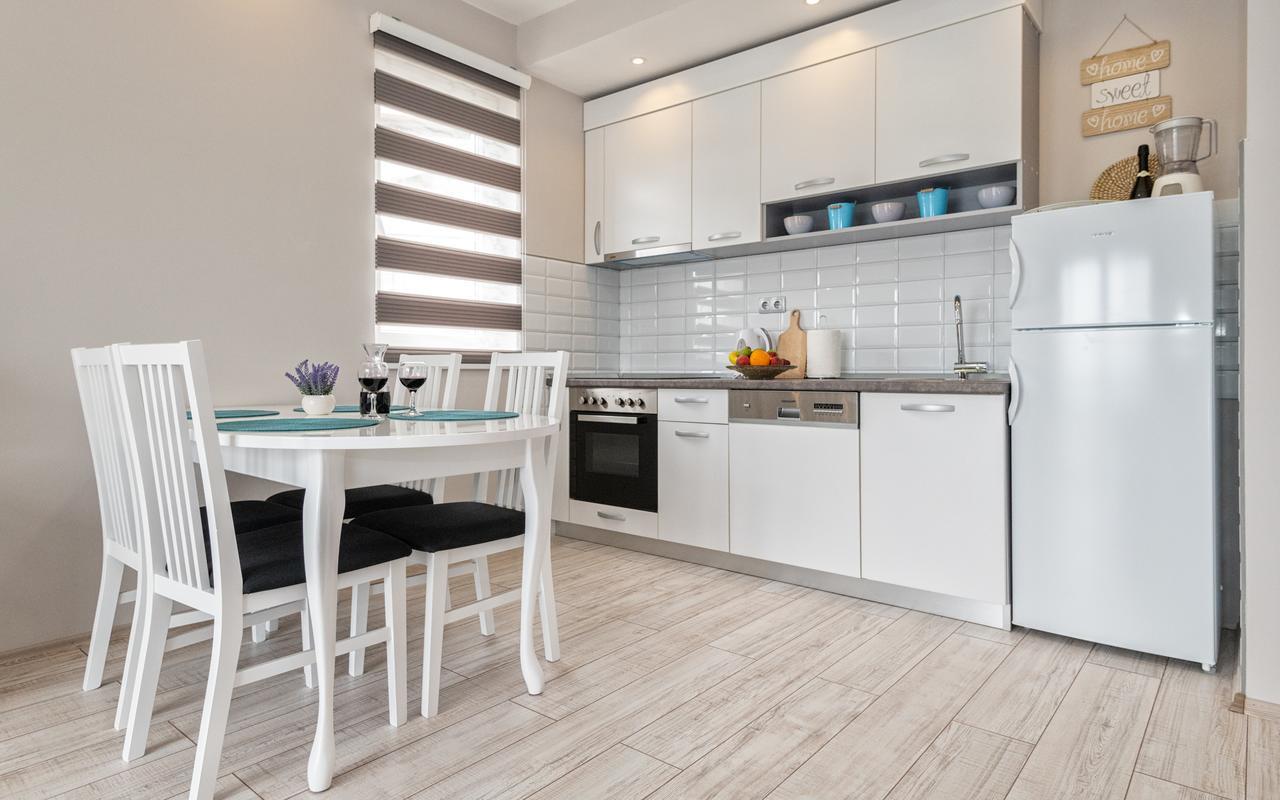 Apartments Leona ネウム エクステリア 写真