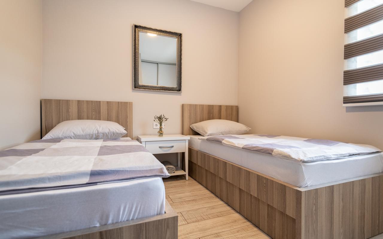 Apartments Leona ネウム エクステリア 写真
