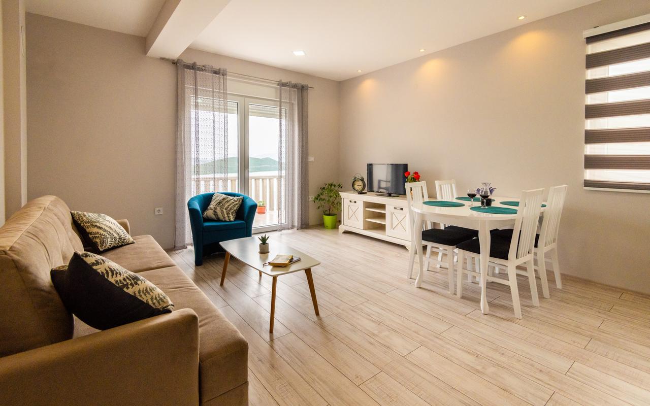 Apartments Leona ネウム エクステリア 写真